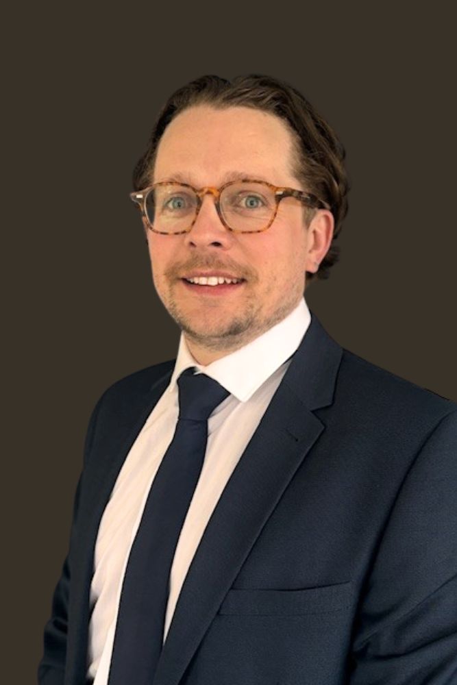 Tom Checkley Private Finance